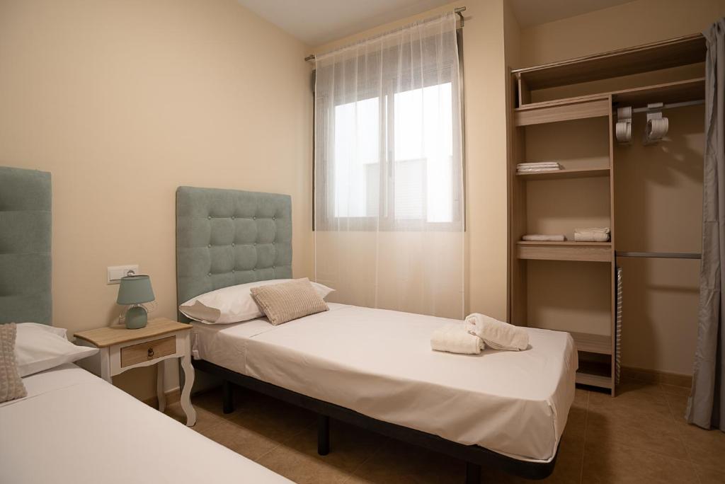 cama apartamento alquiler masbo3