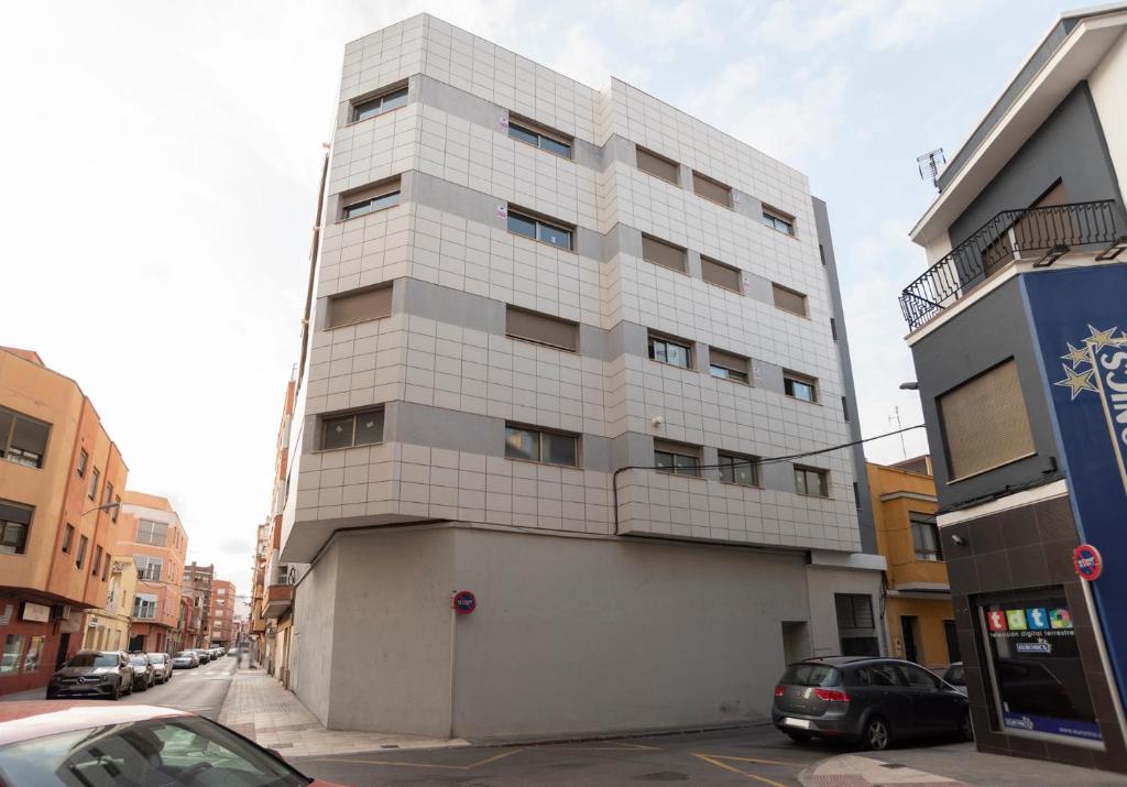 edificio apartamento alquiler CID 2