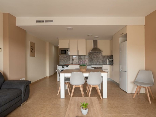 sala de estar apartamento alquiler masbo3